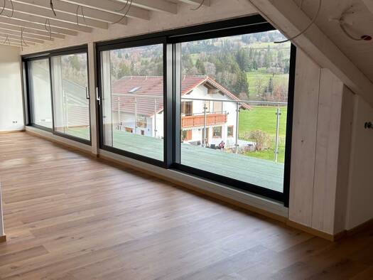 Penthouse zur Miete 2.100 € 5 Zimmer 150 m² Geschoss 2/3 frei ab 01.01.2026 Sulzberg 87477