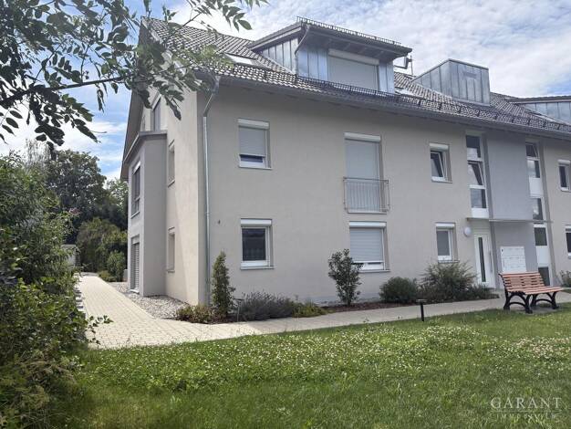 Wohnung zum Kauf - Erstbezug 439.000 € 4 Zimmer 121 m² frei ab 01.10.2026 Jestetten Jestetten 79798