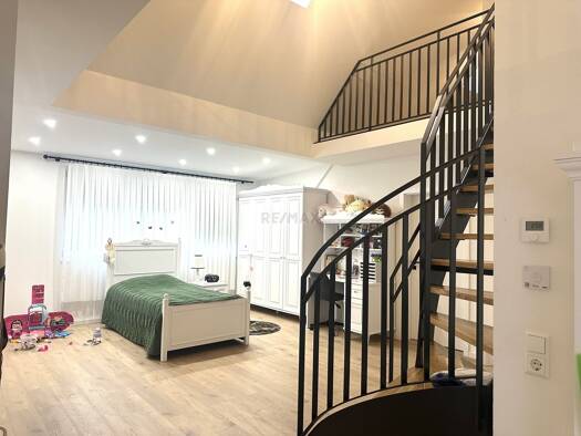Wohnung zum Kauf 369.900 € 3,5 Zimmer 78,6 m² frei ab sofort Zuffenhausen Zuffenhausen 70435