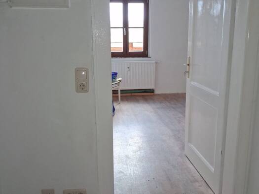 Wohnung zur Miete 700 € 3 Zimmer 88 m² Geschoss 1/2 frei ab sofort Meiningen Meiningen 98617