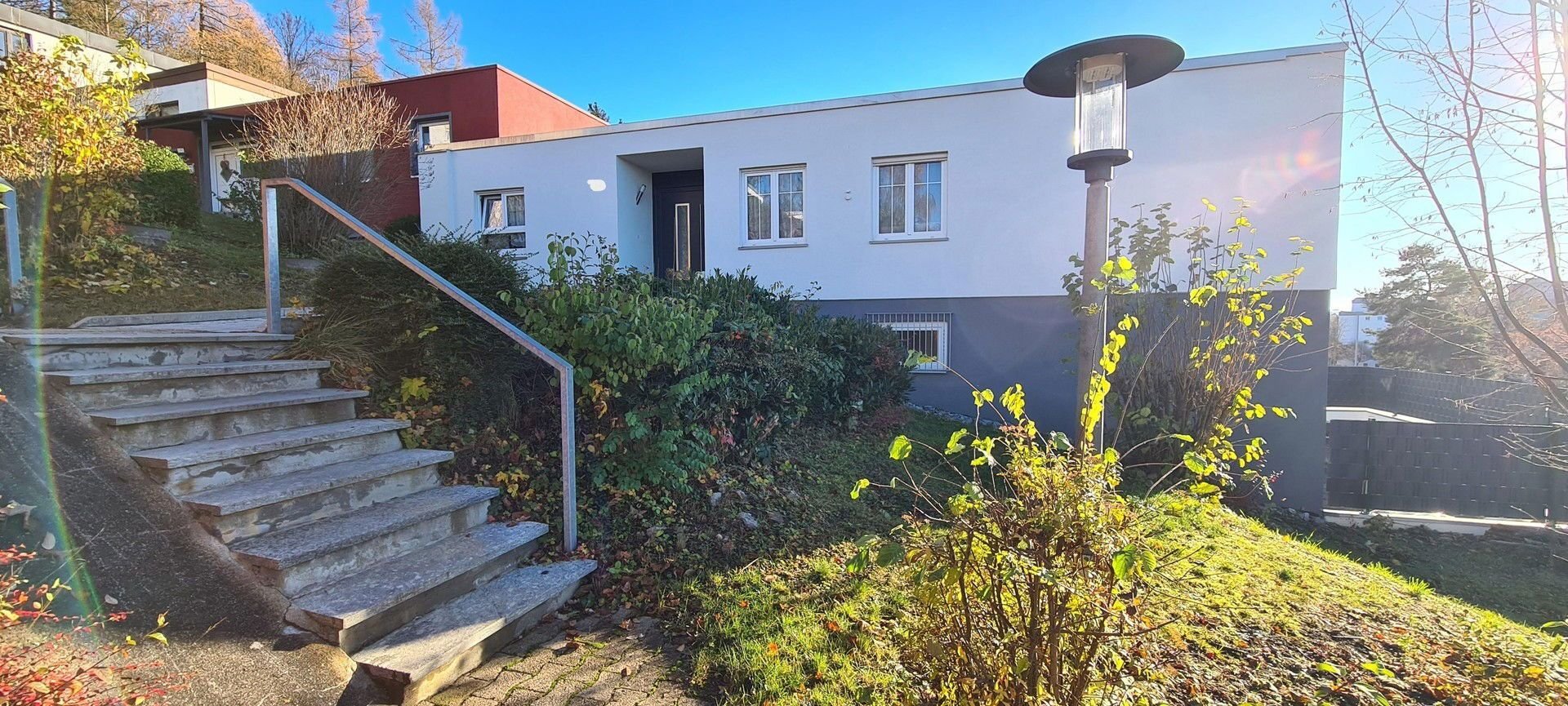 Bungalow zum Kauf provisionsfrei 599.000 € 7 Zimmer 246 m²<br/>Wohnfläche 589 m²<br/>Grundstück 01.01.2025<br/>Verfügbarkeit Steppach Villingen-Schwenningen 78048