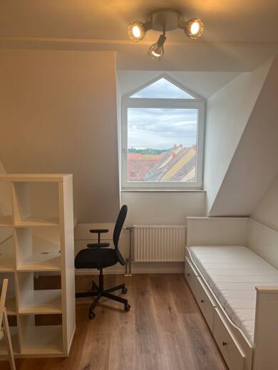 Wohnung zur Miete 535 € 1 Zimmer 18 m² 5. Geschoss frei ab sofort Henkestraße 5 Innenstadt Erlangen 91054