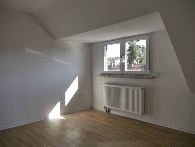Wohnung zur Miete 549 € 2,5 Zimmer 51,9 m² frei ab 19.04.2026 Untere Grenzstr. 63 Offenbach am Main 63071
