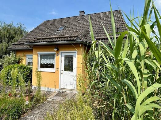 Einfamilienhaus zum Kauf 218.000 € 4 Zimmer 97 m² 637 m² Grundstück Reumtengrün Auerbach 08209
