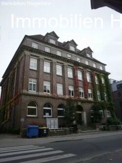Wohnung zur Miete 620 € 2 Zimmer 93 m²<br/>Wohnfläche Stadtzentrum Emden 26725
