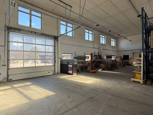 Werkstatt zur Miete 4.800 € 934 m² Lagerfläche Südstadt Görlitz 02826