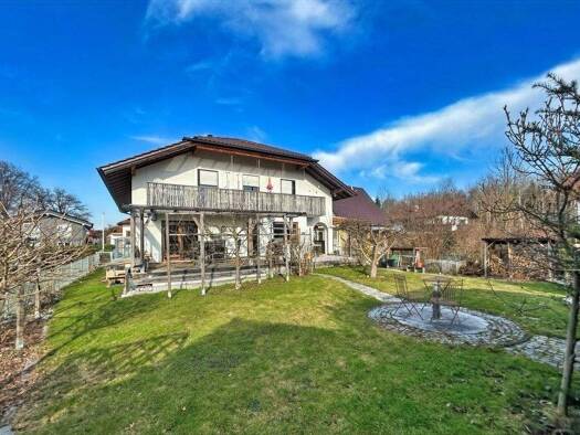 Mehrfamilienhaus zum Kauf 990.000 € 8 Zimmer 240 m² 692 m² Grundstück Kolbermoor 83059