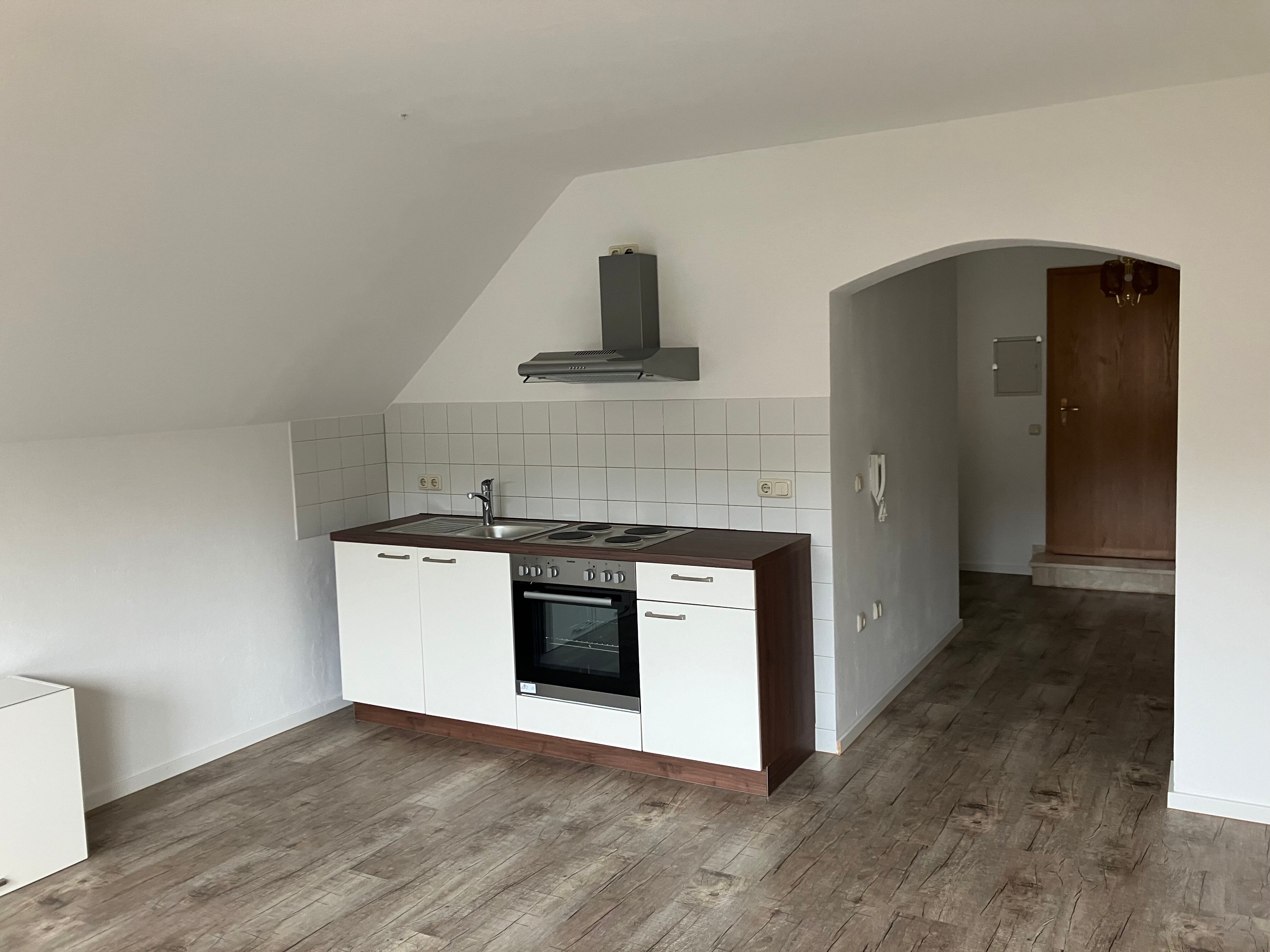 Wohnung zur Miete 270 € 1 Zimmer 40 m²<br/>Wohnfläche 2.<br/>Geschoss ab sofort<br/>Verfügbarkeit Breitenbrunn Breitenbrunn 92363