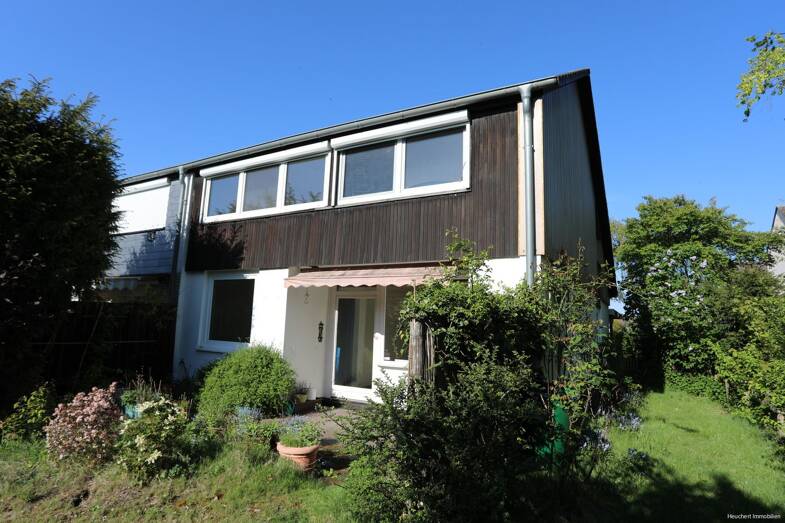Reihenendhaus zum Kauf 210.000 € 5 Zimmer 100,8 m² 360 m² Grundstück Gifhorn Gifhorn 38518