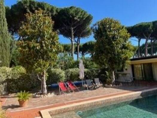 Einfamilienhaus zum Kauf 880.000 € 10 Zimmer 250 m² 900 m² Grundstück Florence 57016