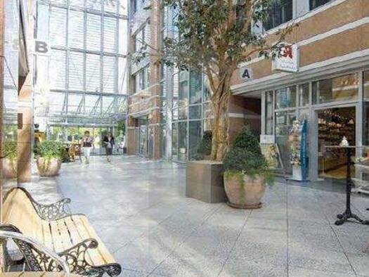 Bürofläche zur Miete 13 € 296,6 m² Bürofläche teilbar ab 296,6 m² Niederursel Frankfurt am Main 60439