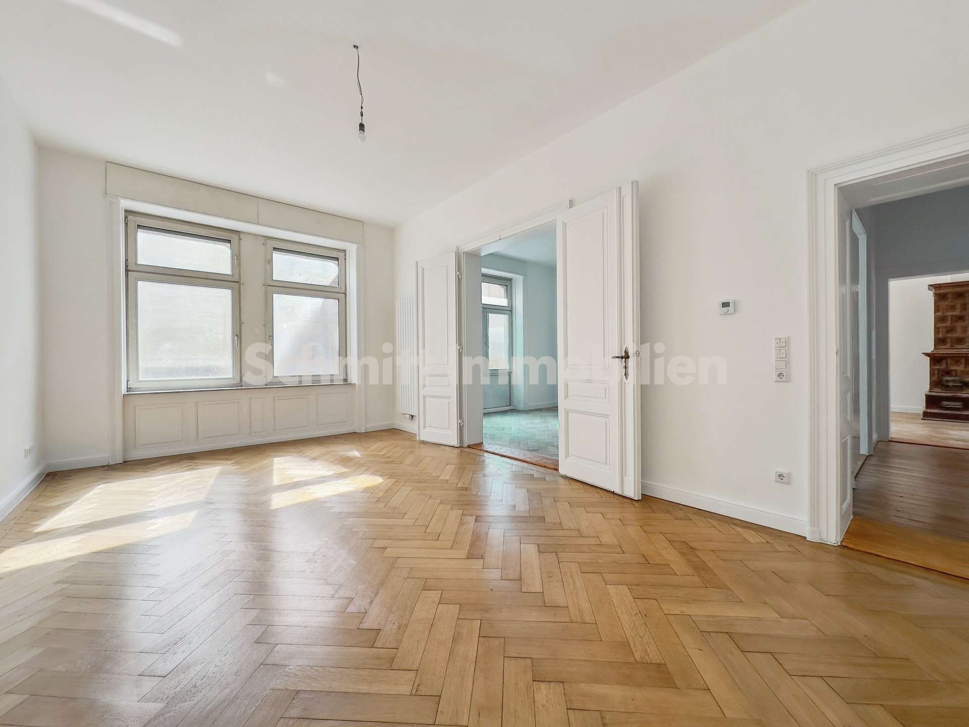 Wohnung zur Miete 1.695 € 3 Zimmer 115 m²<br/>Wohnfläche 1.<br/>Geschoss Bahnhofsviertel Frankfurt am Main 60329