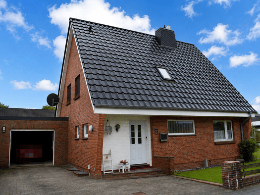 Einfamilienhaus zum Kauf 265.000 € 5 Zimmer 134 m² 572 m² Grundstück Hattstedt 25856