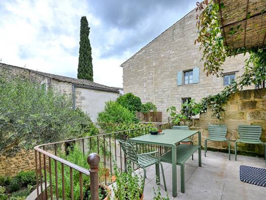 Einfamilienhaus zum Kauf 850.000 € 5 Zimmer 140 m² 50 m² Grundstück UZES 30700