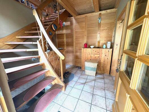 Einfamilienhaus zum Kauf 299.000 € 6 Zimmer 244,7 m² 2.340 m² Grundstück Elsterwerdaer Straße 31 Ortrand 01990