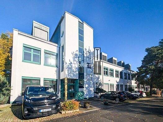 Lagerhalle zur Miete 3.000 € 330 m² Lagerfläche teilbar ab 450 m² Wintersdorf Zirndorf 90513