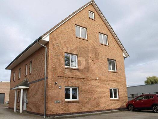 Gewerbeobjekt zum Kauf als Kapitalanlage geeignet 750.000 € 11 Zimmer 389 m² 840 m² Grundstück Bad Oldesloe 23843