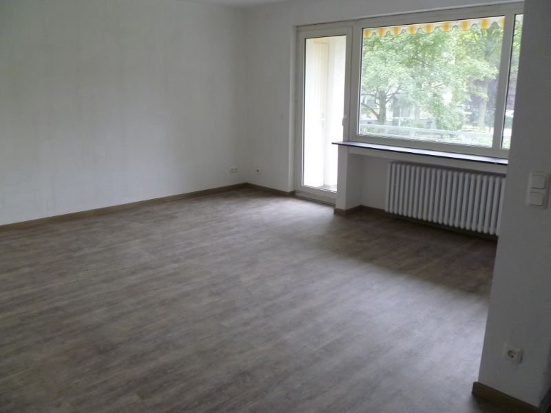 Wohnung zur Miete 722 € 3 Zimmer 76 m²<br/>Wohnfläche 1.<br/>Geschoss 01.12.2024<br/>Verfügbarkeit Flurstr. 10 Broich - Ost Mülheim 45479