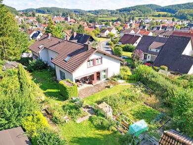 Einfamilienhaus zum Kauf 480.000 € 11 Zimmer 317 m² 1.386 m² Grundstück Weißensteinstraße 22 Neukirchen Neukirchen bei Sulzbach-Rosenberg 92259