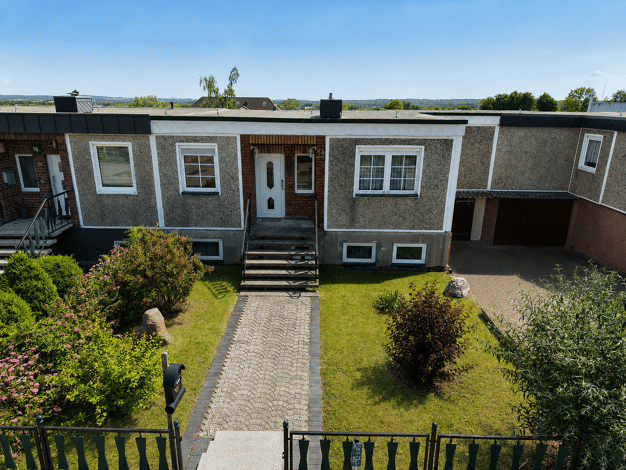 Einfamilienhaus zum Kauf 219.000 € 6 Zimmer 170 m² 515 m² Grundstück frei ab sofort Bergen Bergen auf Rügen 18528
