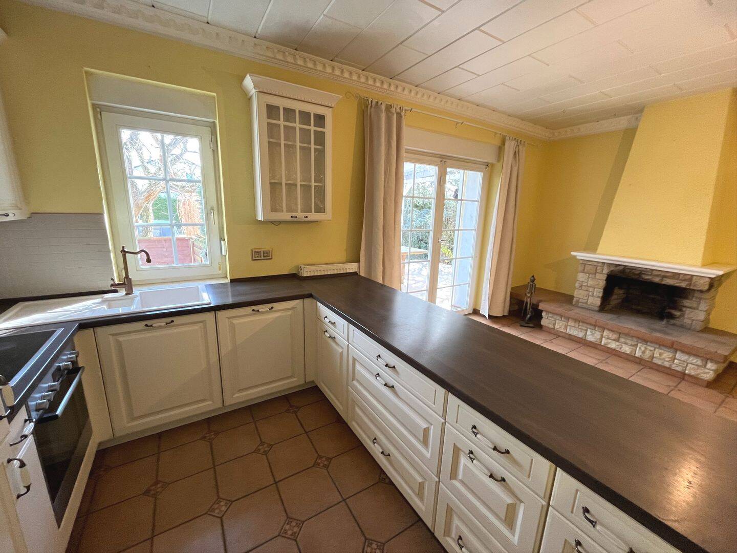 Property thumbnail 6