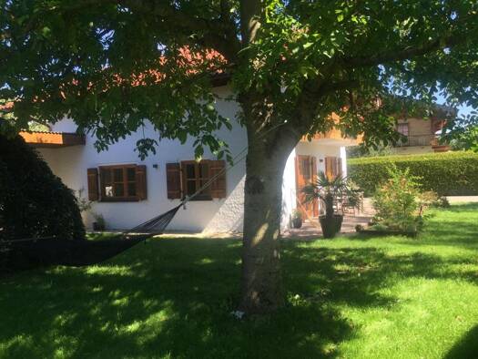 Einfamilienhaus zur Miete 2.200 € 5 Zimmer 158 m² 980 m² Grundstück frei ab 01.06.2026 Waldstraße  2 Eggstätt 83125