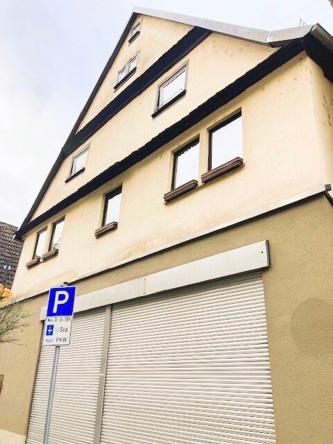 Haus zum Kauf 360.000 € 235 m²<br/>Wohnfläche 465 m²<br/>Grundstück ab sofort<br/>Verfügbarkeit Zell a. Main 97299