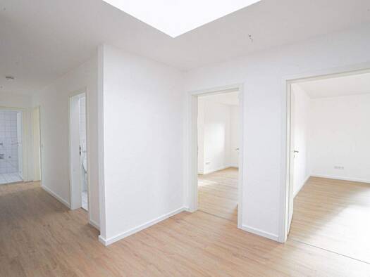 Wohnung zur Miete 800 € 3 Zimmer 91,1 m² Edewecht 26188