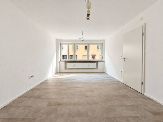 Wohnung zum Kauf 129.000 € 1 Zimmer 30,9 m² EG Gleißhammer Nürnberg 90461