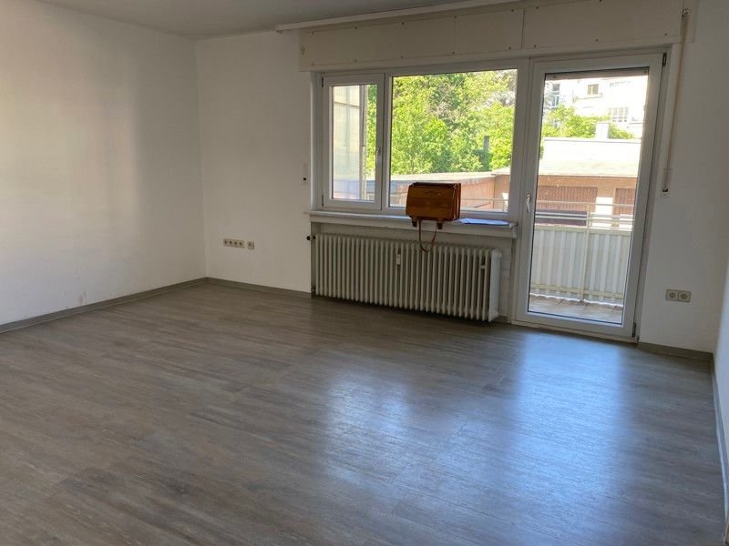 Wohnung zur Miete 818,10 € 3,5 Zimmer 80,8 m²<br/>Wohnfläche 2.<br/>Geschoss 04.12.2024<br/>Verfügbarkeit Kronprinzenstr. 4 Beiertheim-Bulach - Beiertheim Karlsruhe 76135