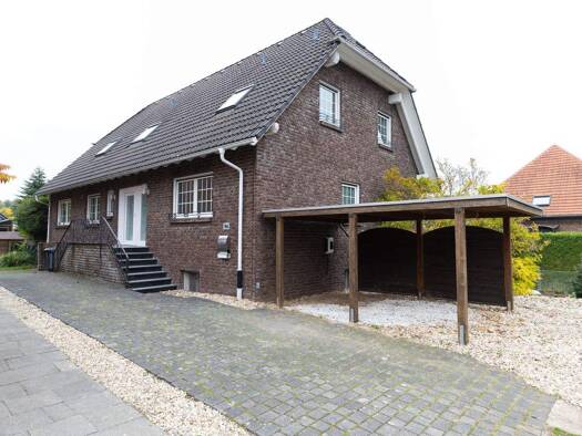 Mehrfamilienhaus zum Kauf 900.000 € 6 Zimmer 214 m² 903 m² Grundstück Brempt Niederkrüchten 41372