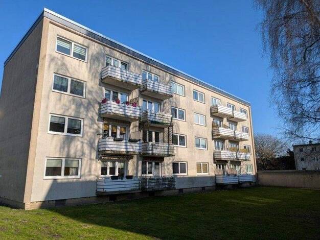 Wohnung zur Miete 590 € 2 Zimmer 55,3 m² 1. Geschoss frei ab 13.03.2026 Julius-Fürst-Weg 12 Friedrichsort Kiel 24159