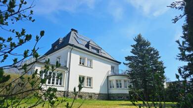 Villa zum Kauf 395.000 € 8 Zimmer 369 m² 2.686 m² Grundstück frei ab sofort Neuhausen Neuhausen 09544
