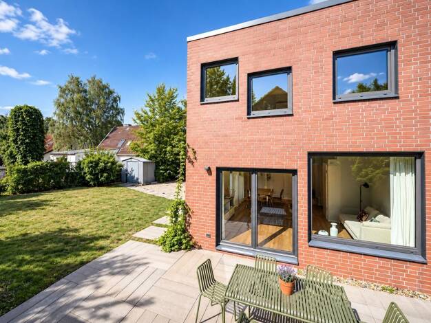 Doppelhaushälfte zum Kauf - Erstbezug 870.000 € 3,5 Zimmer 88 m² 305 m² Grundstück Iserbrook Hamburg 22589
