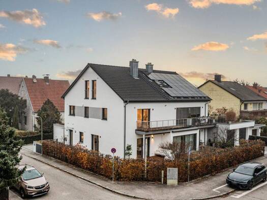 Doppelhaushälfte zum Kauf 998.000 € 4 Zimmer 130 m² 222 m² Grundstück frei ab sofort Schwabing-Freimann München 80939