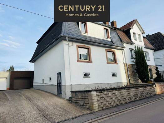 Reihenendhaus zum Kauf 199.000 € 6 Zimmer 180 m² 750 m² Grundstück frei ab sofort Holz 66265