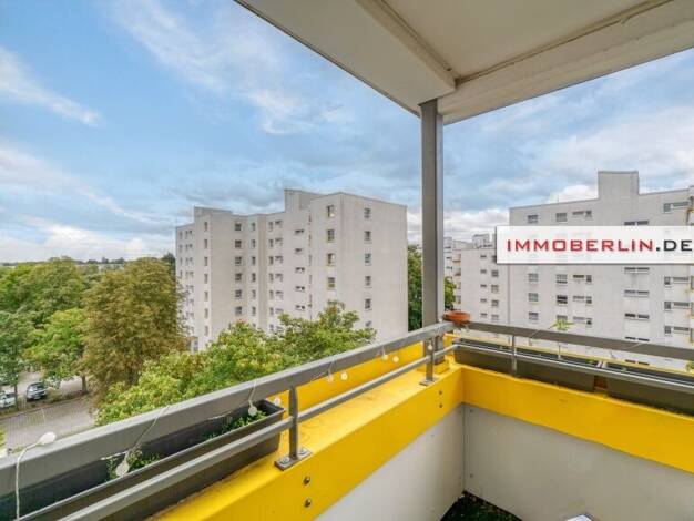Wohnung zum Kauf 399.000 € 3 Zimmer 70 m² 5. Geschoss Märkisches Viertel Berlin 13435