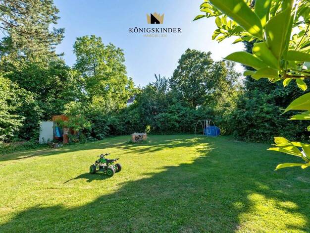 Mehrfamilienhaus zum Kauf 739.000 € 12 Zimmer 250 m² 1.617 m² Grundstück Vaihingen Stuttgart 70569