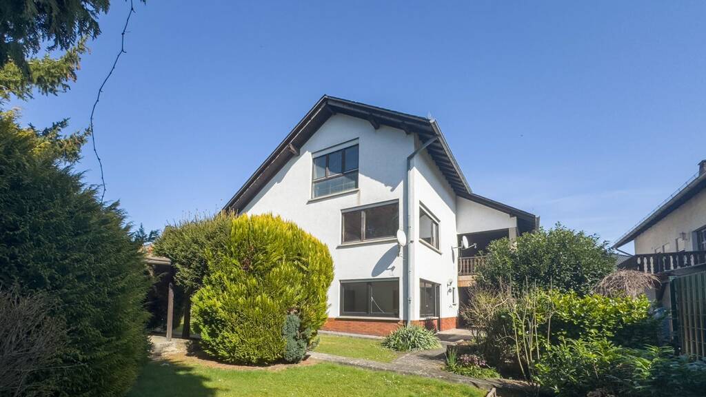 Haus zum Kauf 379.000 € 6 Zimmer 195,7 m² 699 m² Grundstück frei ab sofort Ahlbach Limburg 65554