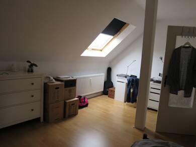 Wohnung zur Miete 525 € 3 Zimmer 60 m² Dachgeschoss, 3. Geschoss frei ab 01.08.2025 Südviertel Essen 45128