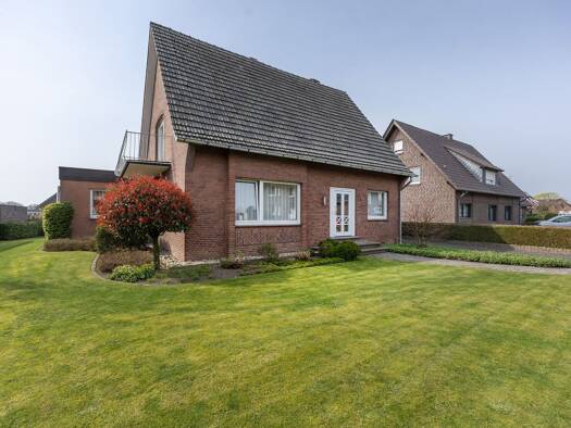 Einfamilienhaus zur Miete 1.160 € 6 Zimmer 165 m² 626 m² Grundstück Raesfeld 46348