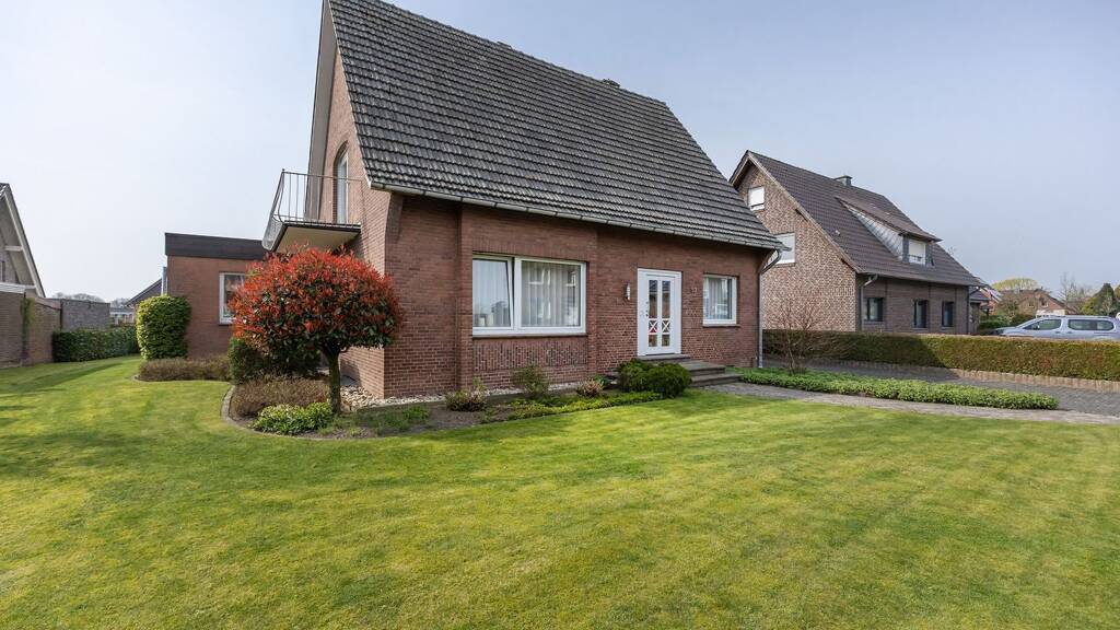 Einfamilienhaus zur Miete 1.160 € 6 Zimmer 165 m² 626 m² Grundstück Raesfeld 46348