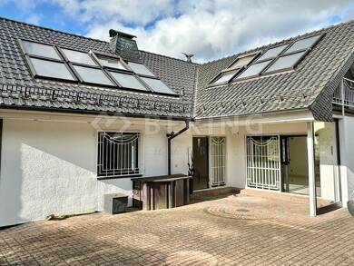 Einfamilienhaus zum Kauf 630.000 € 6 Zimmer 256,7 m² 790 m² Grundstück Siegen 57074