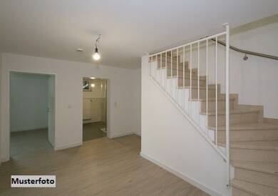 Einfamilienhaus zum Kauf 61.000 € 5 Zimmer 114 m² 544 m² Grundstück Ampfurth Oschersleben 39387