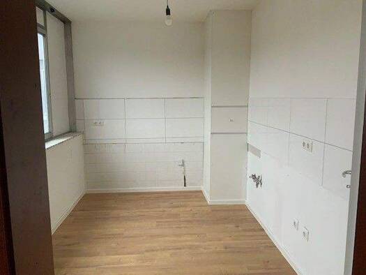 Wohnung zur Miete nur mit Wohnberechtigungsschein 482 € 3 Zimmer 86 m² 7. Geschoss Eggersten Ring 20 Kreuztal 57223