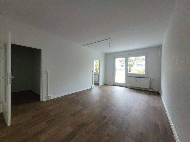 Studio zur Miete 197 € 1 Zimmer 36,2 m² EG Karl-Friedrich-Schinkel-Straße 21 Chrieschwitz Plauen 08529