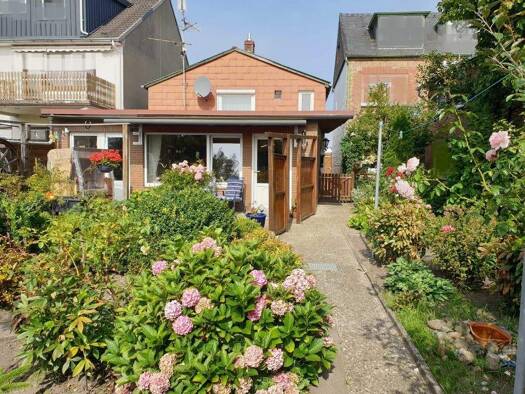Einfamilienhaus zum Kauf provisionsfrei 179.000 € 4 Zimmer 119 m² 285 m² Grundstück frei ab sofort Königstraße Barmstedt 25355