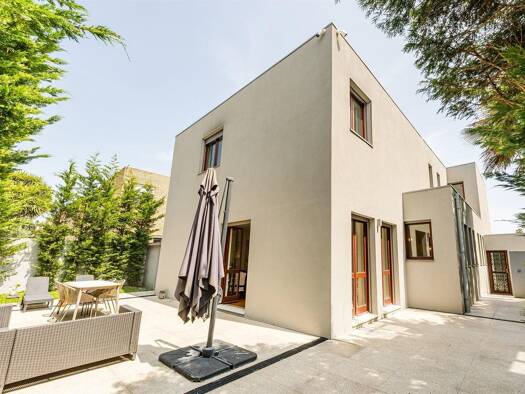 Haus zum Kauf 1.150.000 € 198 m² 400 m² Grundstück Matosinhos e Leça da Palmeira 4450
