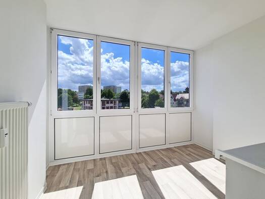 Wohnung zur Miete 325 € 3 Zimmer 59 m² 4. Geschoss Maxim-Gorki-Straße 21 Freiberg 09599