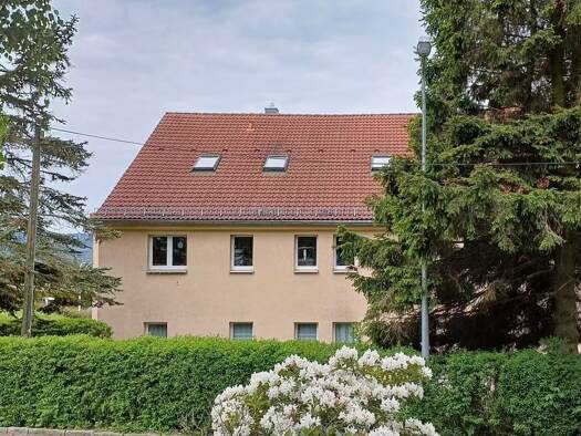 Wohnung zur Miete 480 € 4 Zimmer 96 m² Krankenhausstraße 13 Seifhennersdorf 02782